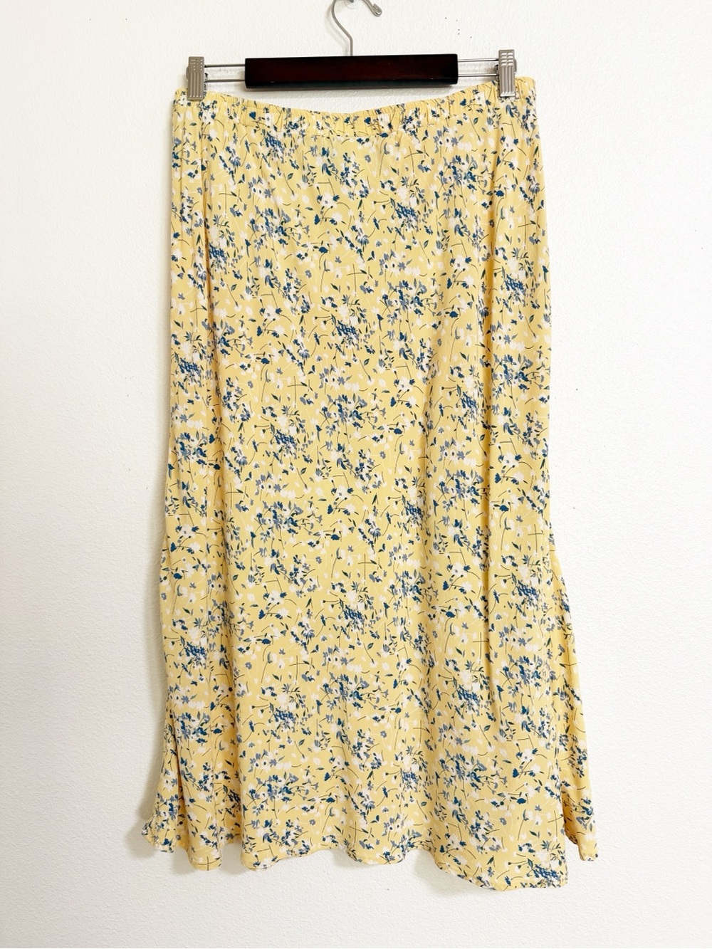 Vintage 90s Carol Anderson Cottagecore Floral Midi Skirt